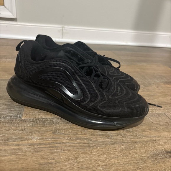 Nike Air Max 720 Triple Black